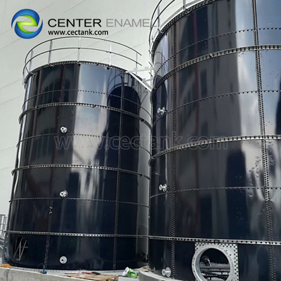 تقدم مركز الزجاج خزانات تخزين المياه غير المؤيونة للعملاء في جميع أنحاء العالم