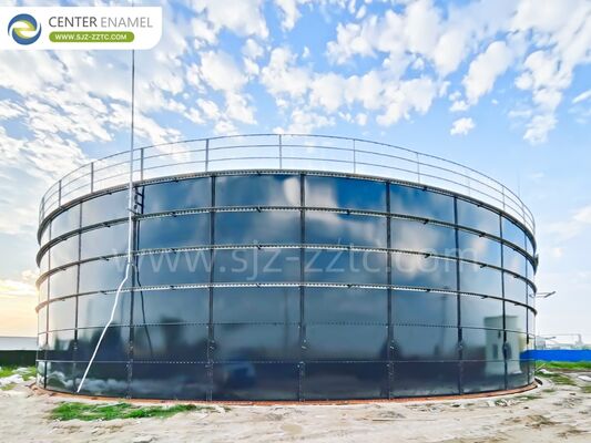 تعزيز تكنولوجيا الغاز الحيوي: خزانات GFS والأسطح الغشائية المزدوجة للنفايات المنزلية في أوغندا